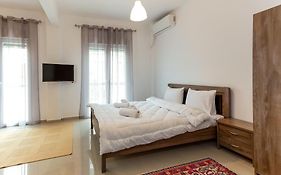 Elegant Apartment