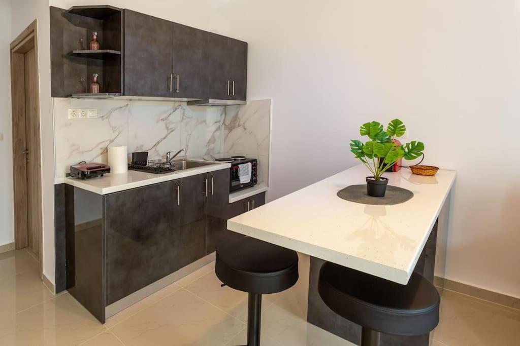 Elegant Apartment Thessaloniki Exterior foto